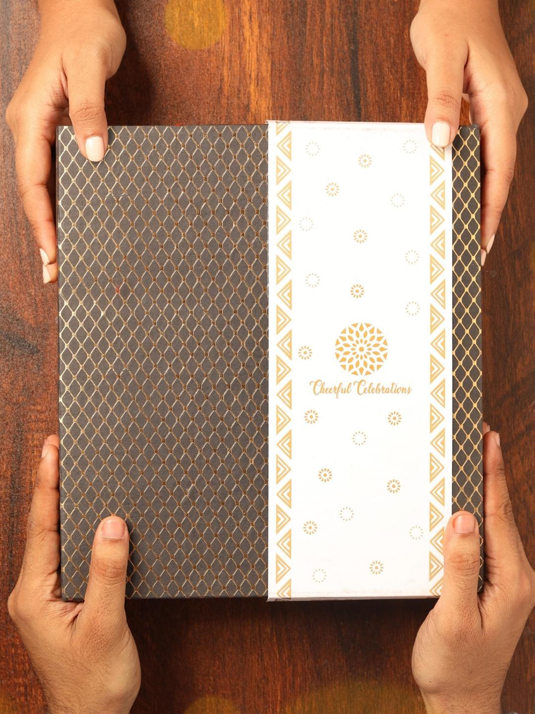 The Ultimate Guide to Finding the Perfect Corporate Gifts for Your Valued Clients/Employees